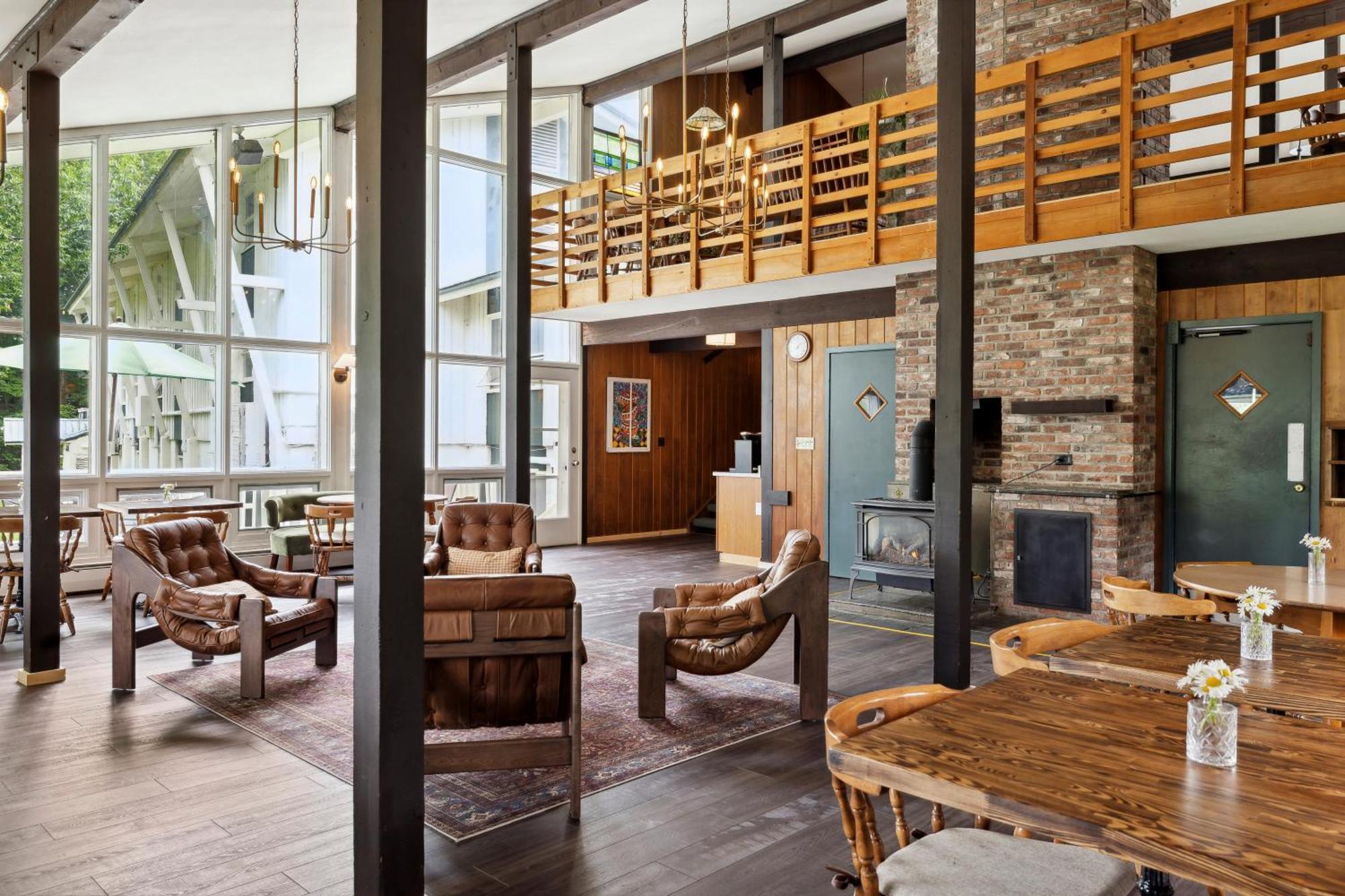 Mountaineer Inn Вест-Довер Екстер'єр фото